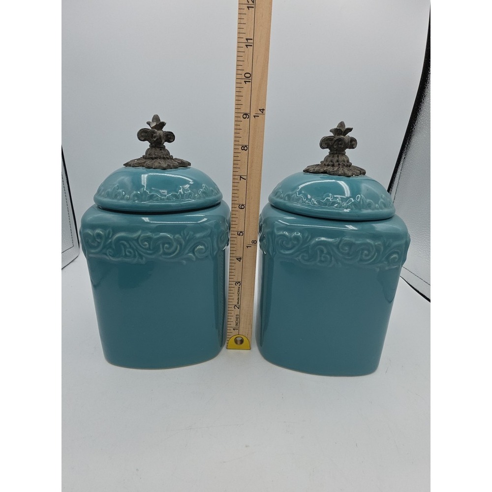 Drake Design Tuscan Scroll Fleur De Lis Turquois Square Canister‎ No Base 9 1/2"